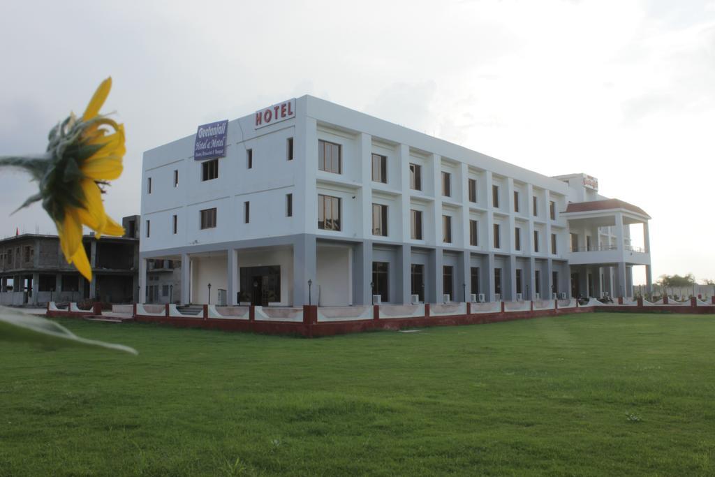 Geetanjali Hotel & Motel Bharatpur Exterior photo